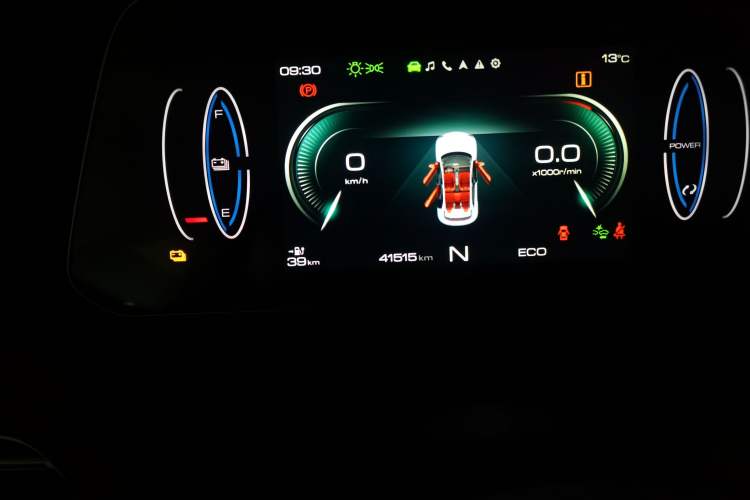 Used ORA Good Cat GT 2022 Mulan Edition 480km Long-Range续航 Odometer Close Up