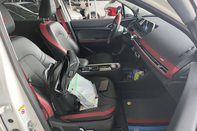 Used ORA Good Cat GT 2022 Mulan Edition 480km Long-Range续航 Right Front Seat