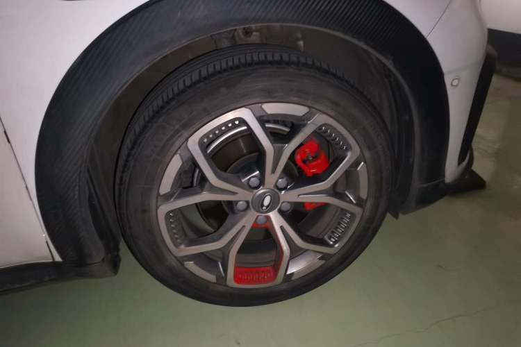 Used ORA Good Cat GT 2022 Mulan Edition 480km Long-Range续航 Right Front Wheel Hub