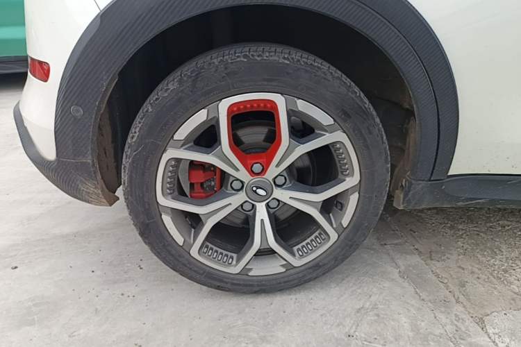 Used ORA Good Cat GT 2022 Mulan Edition 480km Long-Range续航 Right Rear Wheel Hub