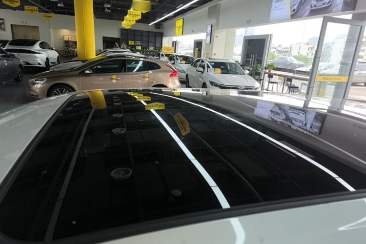 Used ORA Good Cat GT 2022 Mulan Edition 401 km Standard Range Roof