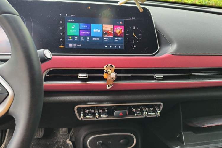 Used ORA Good Cat GT 2023 Mulan Edition 401km Luxury Version Audio And AC Panel