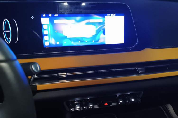 Used ORA Good Cat GT 2023 Mulan Edition 401 km Premium Version Audio And AC Panel