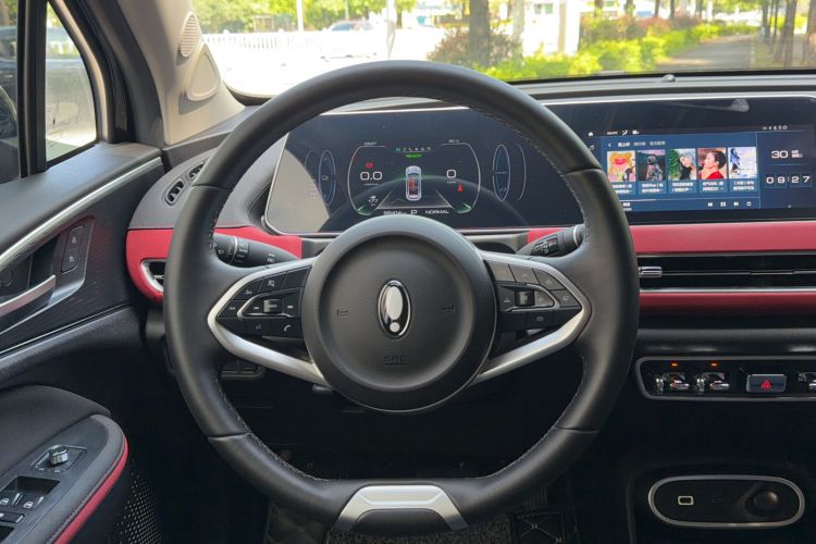 Used ORA Good Cat GT 2023 Mulan Edition 401km Luxury Version Center Console