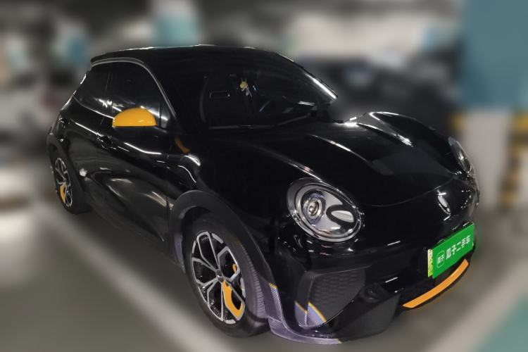 Used ORA Good Cat GT 2023 Mulan Edition 401 km Premium Version Front Right 45 Deg