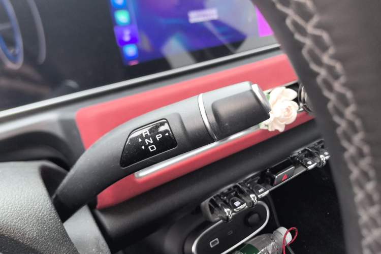 Used ORA Good Cat GT 2023 Mulan Edition 401km Luxury Version Gear Lever