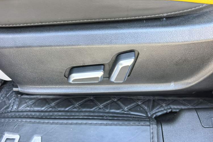 Used ORA Good Cat GT 2023 Mulan Edition 401km Prestige Version Interior 5
