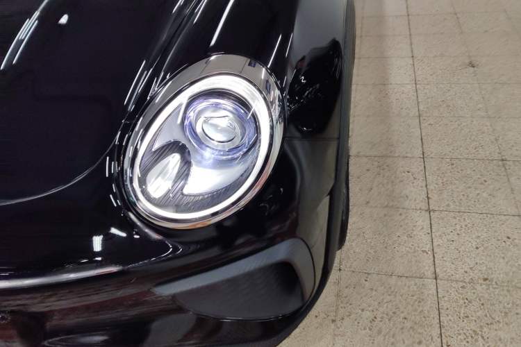 Used ORA Good Cat GT 2023 Mulan Edition 401km Prestige Version Left Front Headlight