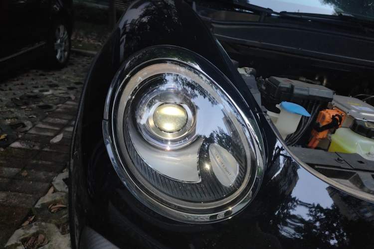 Used ORA Good Cat GT 2023 Mulan Edition 401km Luxury Version Right Front Headlight