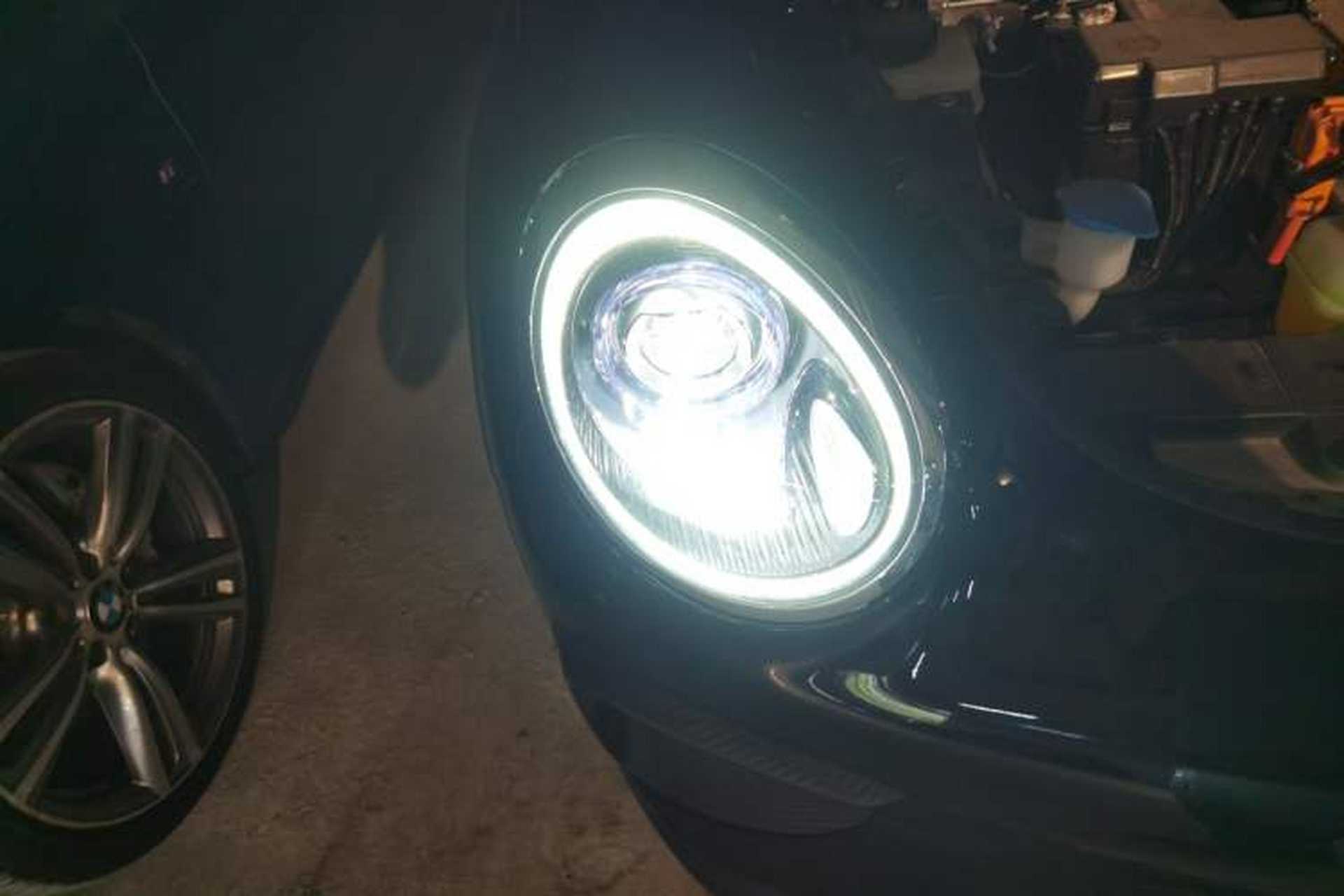 Used ORA Good Cat GT 2023 Mulan Edition 401km Luxury Version Right Front Headlight