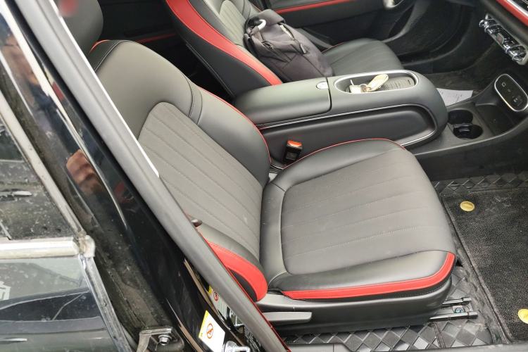 Used ORA Good Cat GT 2023 Mulan Edition 401km Luxury Version Right Front Seat