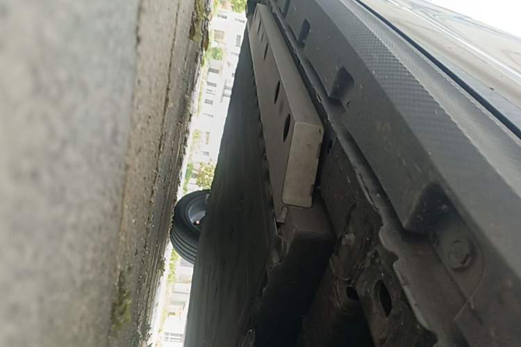 Used ORA Good Cat GT 2023 Mulan Edition 401km Prestige Version Right Side Sill