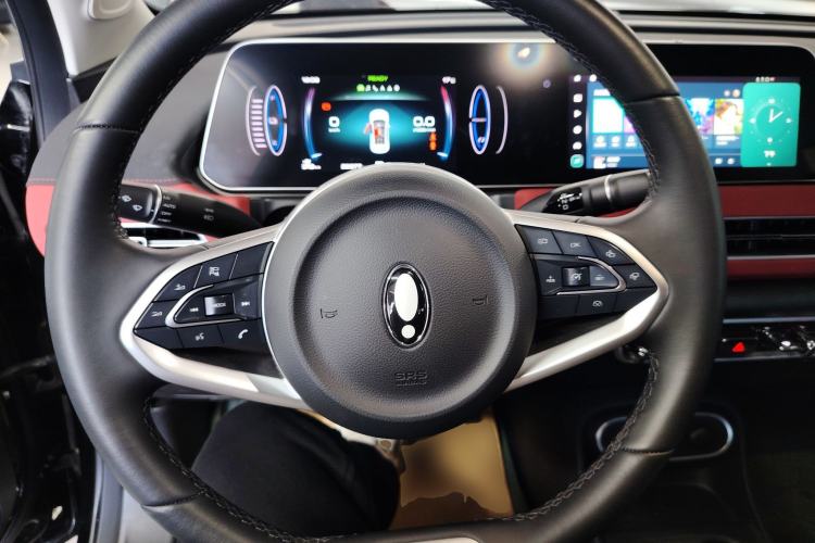 Used ORA Good Cat GT 2023 Mulan Edition 401km Luxury Version Steering Wheel