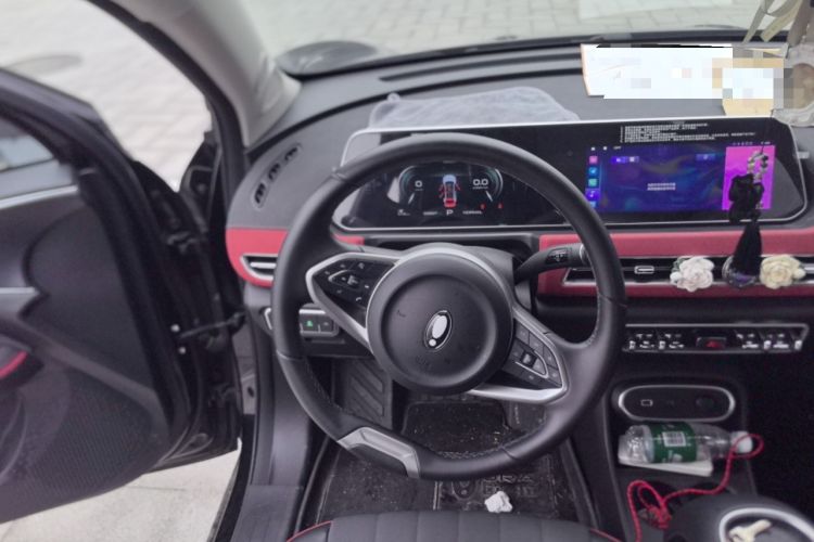 Used ORA Good Cat GT 2023 Mulan Edition 401km Luxury Version Steering Wheel