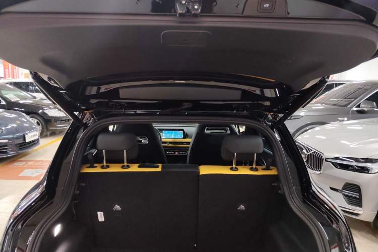 Used ORA Good Cat GT 2023 Mulan Edition 401km Prestige Version Trunk