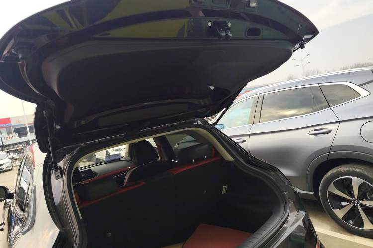 Used ORA Good Cat GT 2023 Mulan Edition 401km Luxury Version Trunk