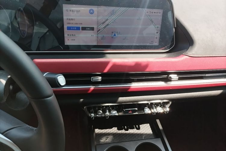 Used ORA Good Cat GT 2023 Mulan Edition 401km Luxury Version Audio And AC Panel