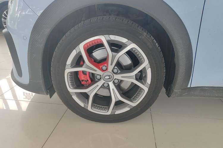Used ORA Good Cat GT 2023 Mulan Edition 401km Luxury Version Left Front Wheel Hub