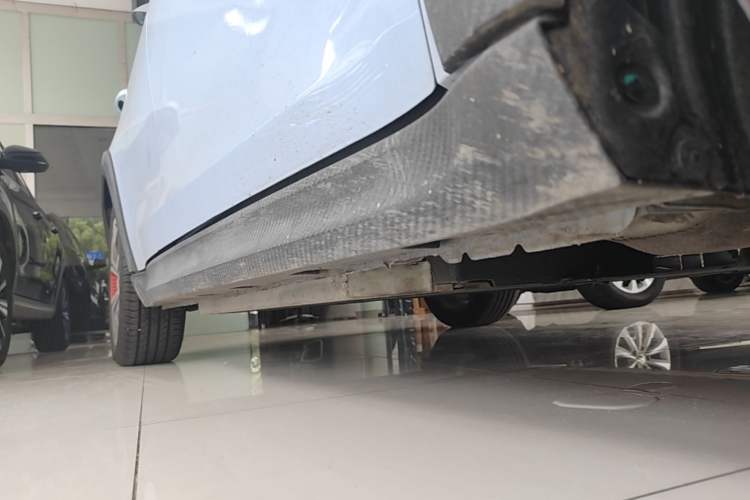 Used ORA Good Cat GT 2023 Mulan Edition 401km Luxury Version Right Side Sill