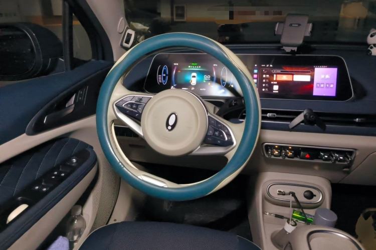 Used ORA Good Cat GT 2023 Mulan Edition 401km Prestige Version Steering Wheel
