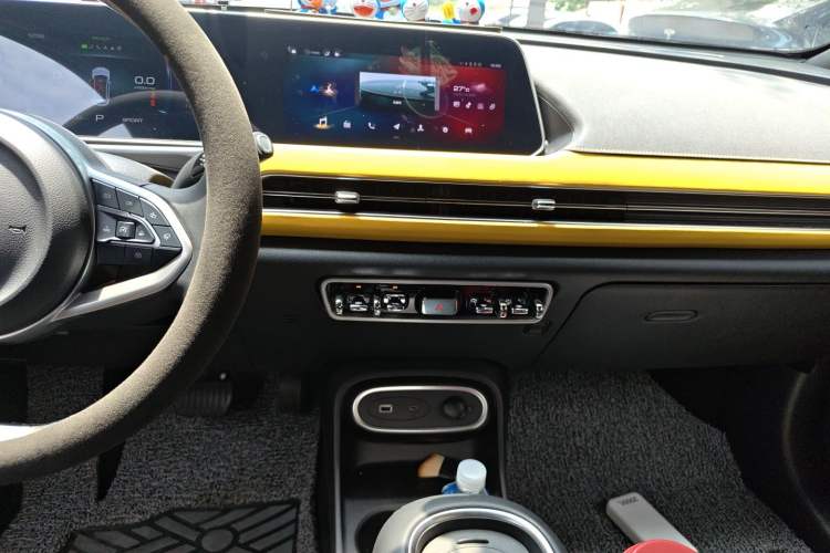 Used ORA Good Cat GT 2023 Mulan Edition 401km Prestige Version Audio And AC Panel