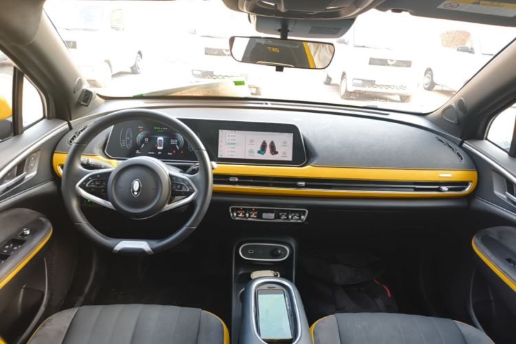 Used ORA Good Cat GT 2023 Mulan Edition 401km Prestige Version Center Console