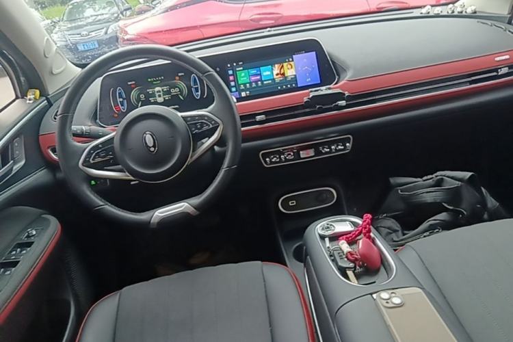 Used ORA Good Cat GT 2023 Mulan Edition 401km Luxury Version Center Console