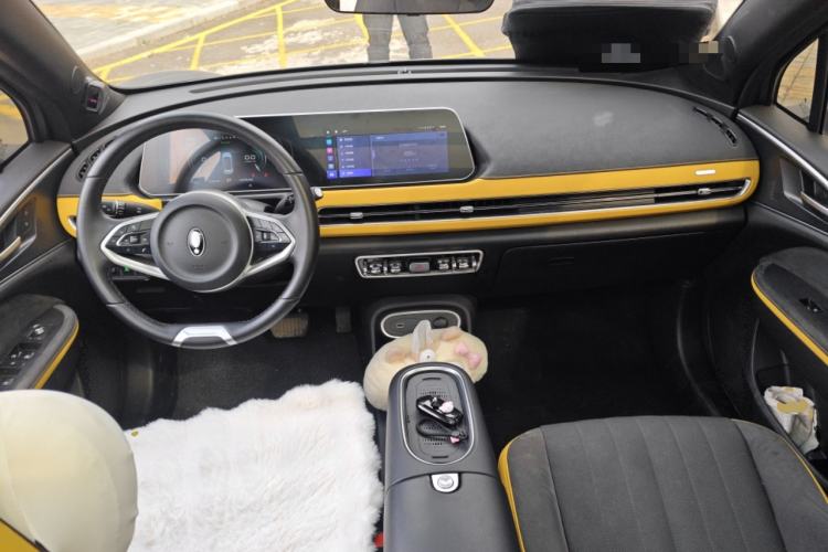 Used ORA Good Cat GT 2023 Mulan Edition 401km Prestige Version Center Console