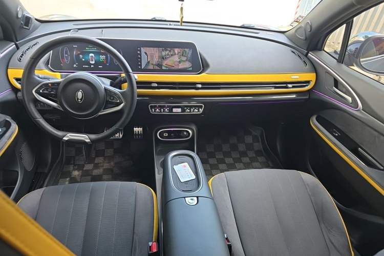 Used ORA Good Cat GT 2023 Mulan Edition 401km Prestige Version Center Console