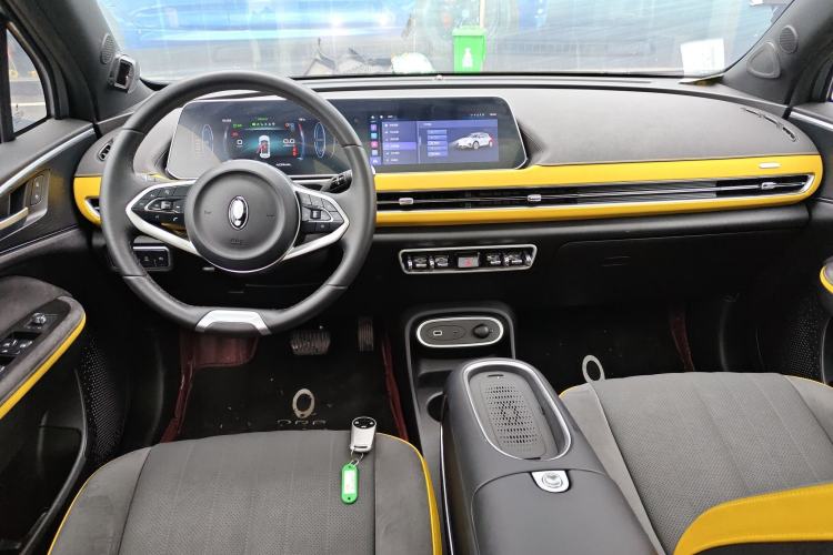 Used ORA Good Cat GT 2023 Mulan Edition 401km Prestige Version Center Console