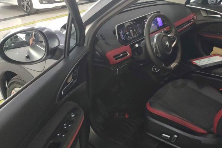 Used ORA Good Cat GT 2023 Mulan Edition 401km Luxury Version Driver Seat