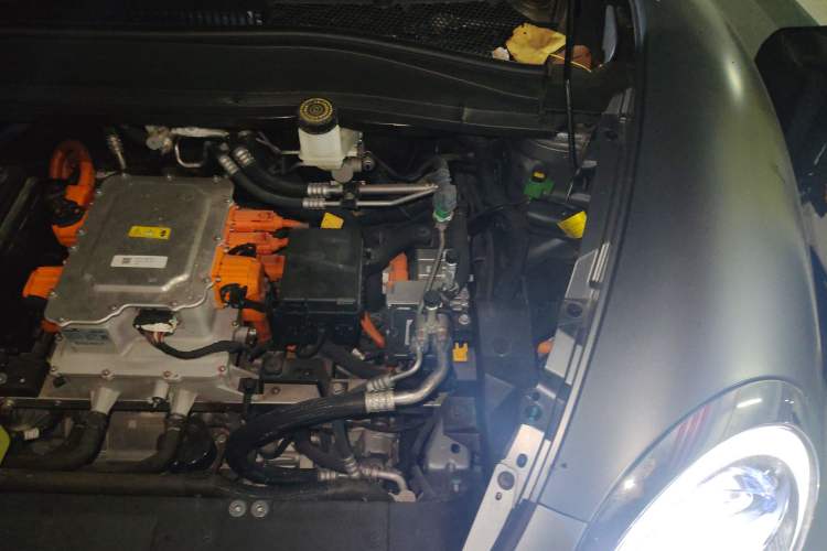 Used ORA Good Cat GT 2023 Mulan Edition 401 km Premium Version Engine Bay Left