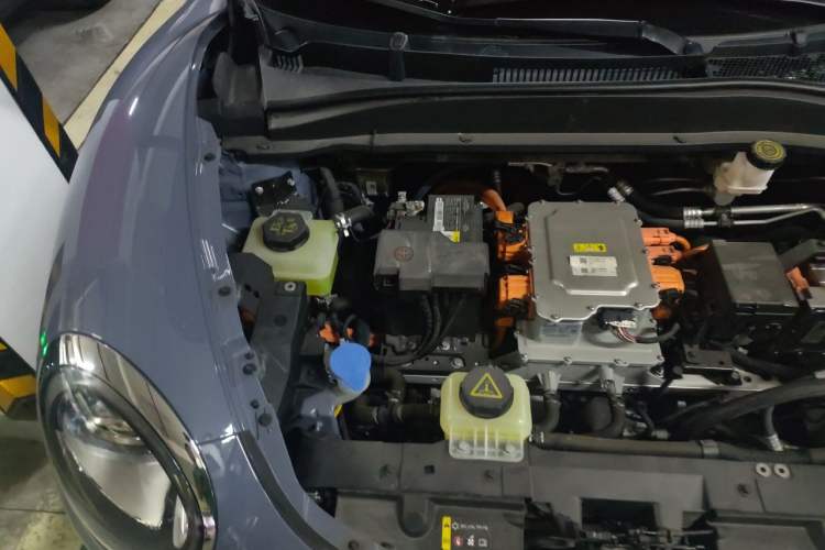 Used ORA Good Cat GT 2023 Mulan Edition 401 km Premium Version Engine Bay Right