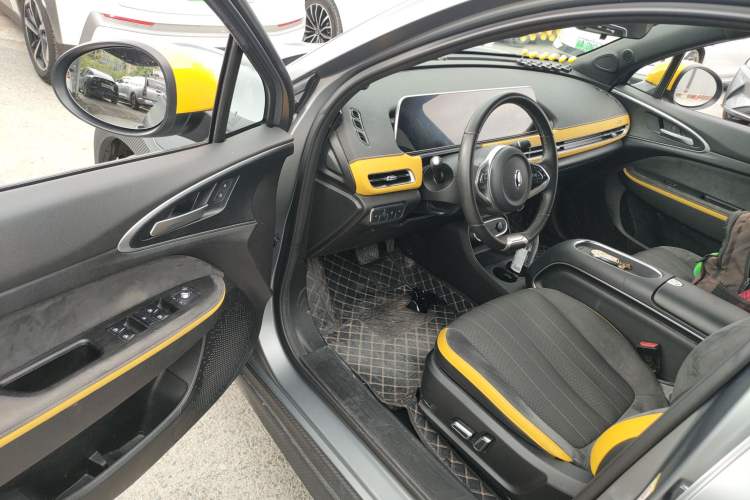 Used ORA Good Cat GT 2023 Mulan Edition 401km Prestige Version Interior 3