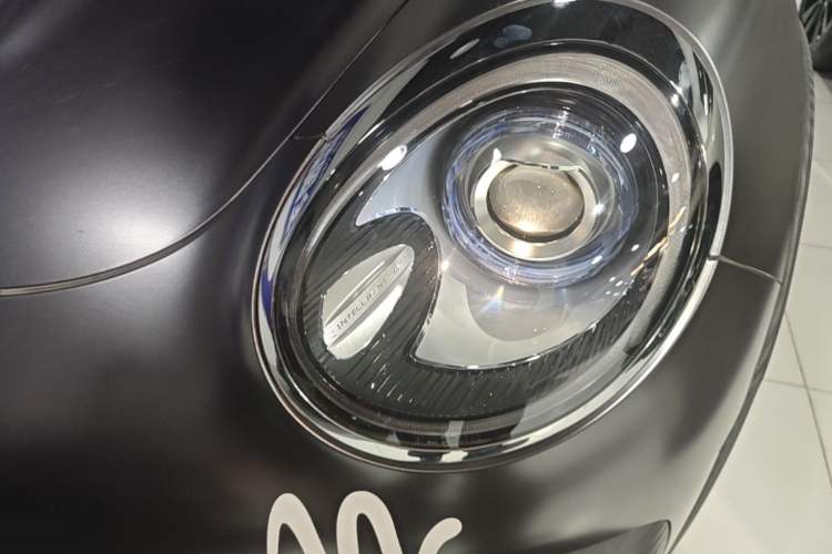 Used ORA Good Cat GT 2023 Mulan Edition 401km Luxury Version Left Front Headlight