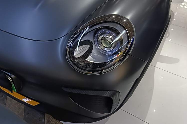 Used ORA Good Cat GT 2023 Mulan Edition 401km Prestige Version Left Front Headlight