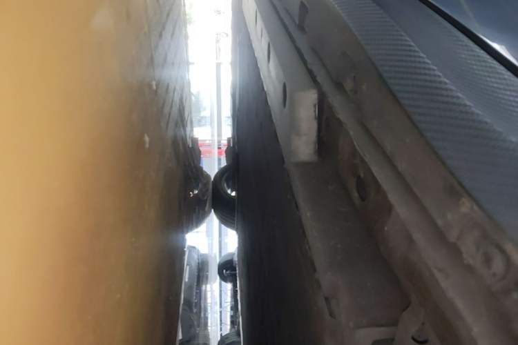 Used ORA Good Cat GT 2023 Mulan Edition 401km Prestige Version Left Side Sill