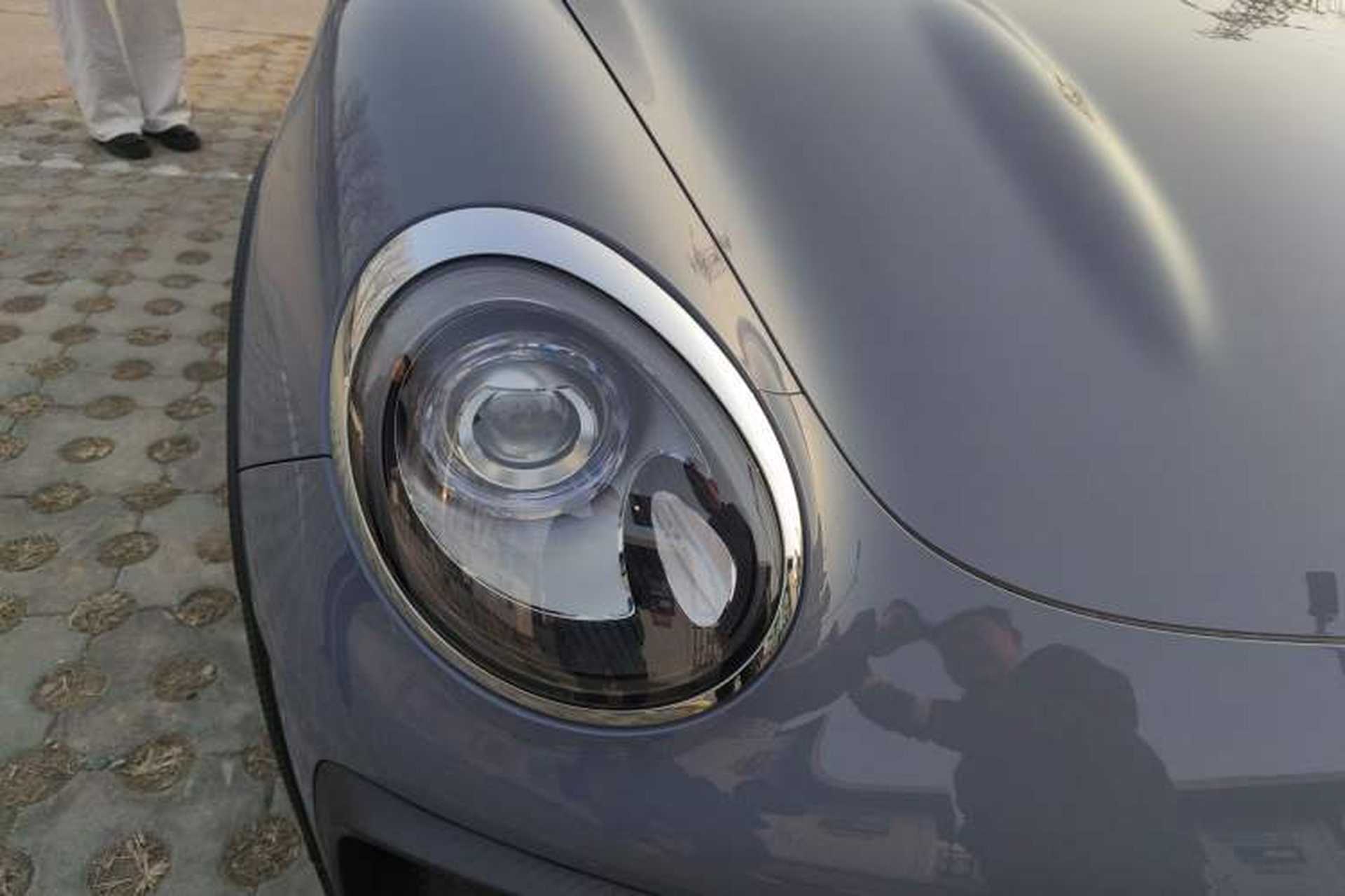 Used ORA Good Cat GT 2023 Mulan Edition 401 km Premium Version Right Front Headlight