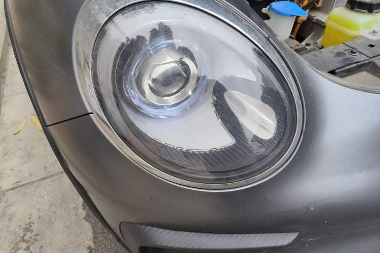 Used ORA Good Cat GT 2023 Mulan Edition 401 km Premium Version Right Front Headlight