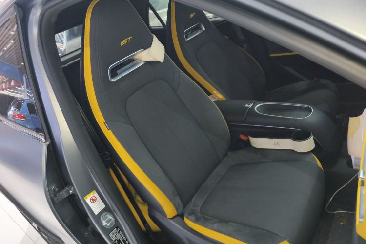 Used ORA Good Cat GT 2023 Mulan Edition 401km Prestige Version Right Front Seat