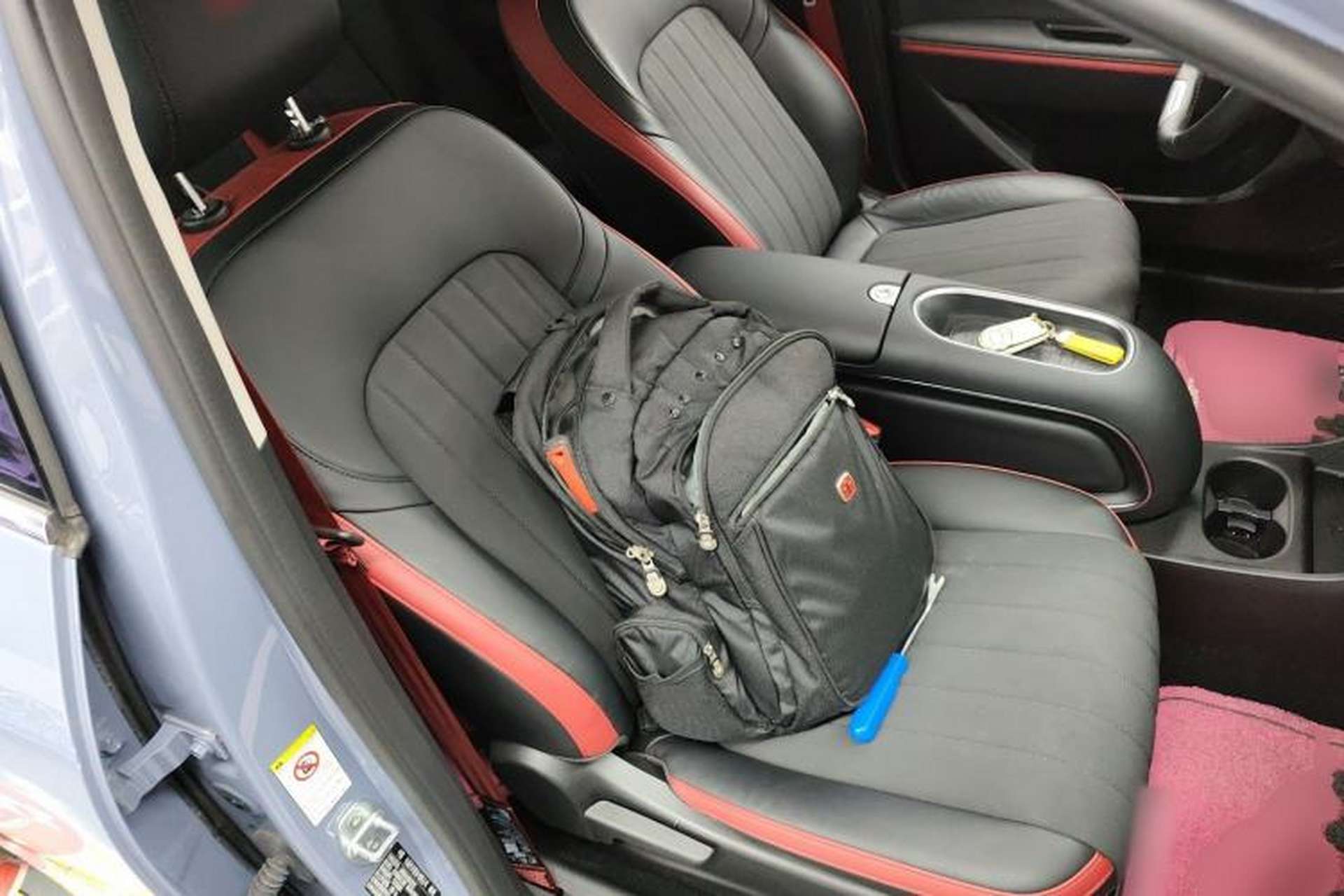 Used ORA Good Cat GT 2023 Mulan Edition 401km Luxury Version Right Front Seat