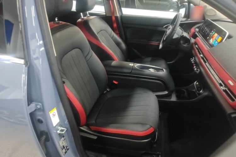 Used ORA Good Cat GT 2023 Mulan Edition 401km Luxury Version Right Front Seat