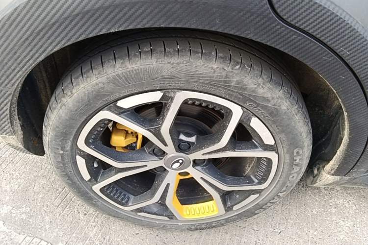 Used ORA Good Cat GT 2023 Mulan Edition 401km Prestige Version Right Rear Wheel Hub