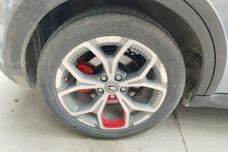 Used ORA Good Cat GT 2023 Mulan Edition 401km Luxury Version Right Rear Wheel Hub