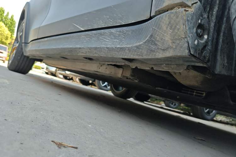 Used ORA Good Cat GT 2023 Mulan Edition 401km Prestige Version Right Side Sill