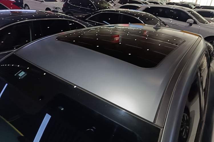 Used ORA Good Cat GT 2023 Mulan Edition 401km Prestige Version Roof