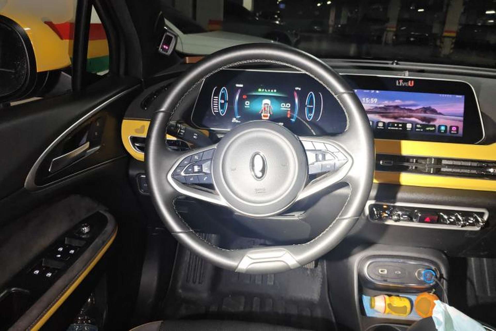 Used ORA Good Cat GT 2023 Mulan Edition 401km Prestige Version Steering Wheel