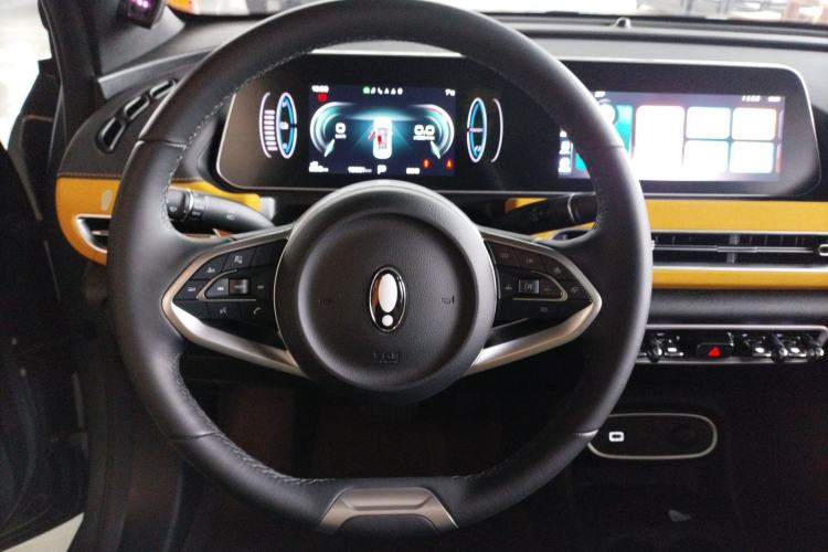 Used ORA Good Cat GT 2023 Mulan Edition 401km Prestige Version Steering Wheel