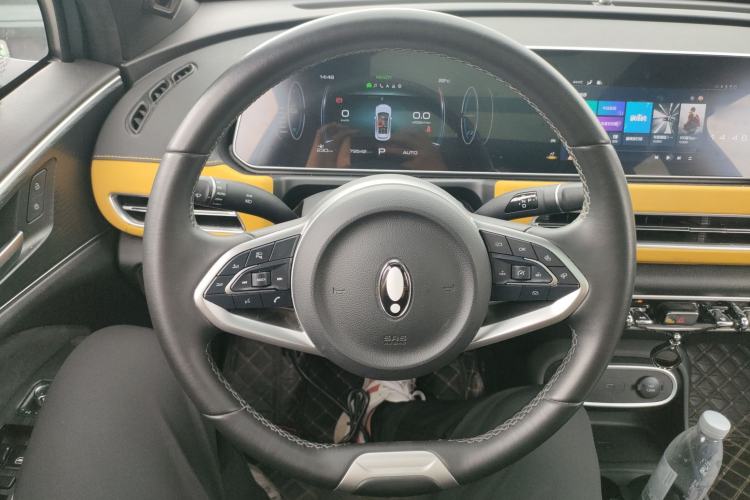 Used ORA Good Cat GT 2023 Mulan Edition 401km Prestige Version Steering Wheel