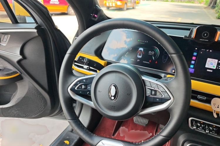 Used ORA Good Cat GT 2023 Mulan Edition 401km Prestige Version Steering Wheel